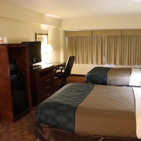Rodeway Inn Sandston Kültér fotó