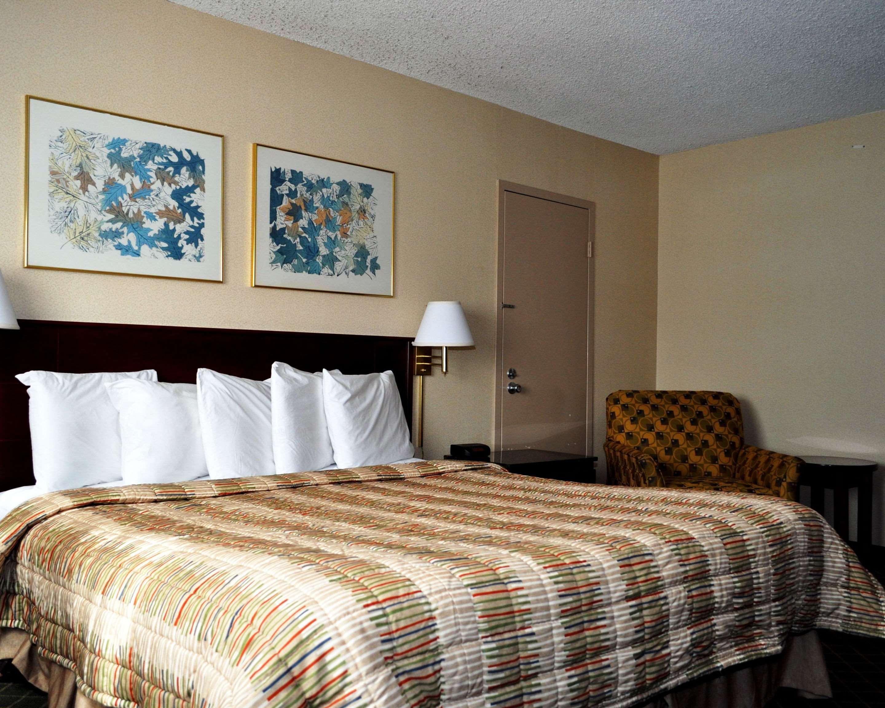 Rodeway Inn Sandston Kültér fotó