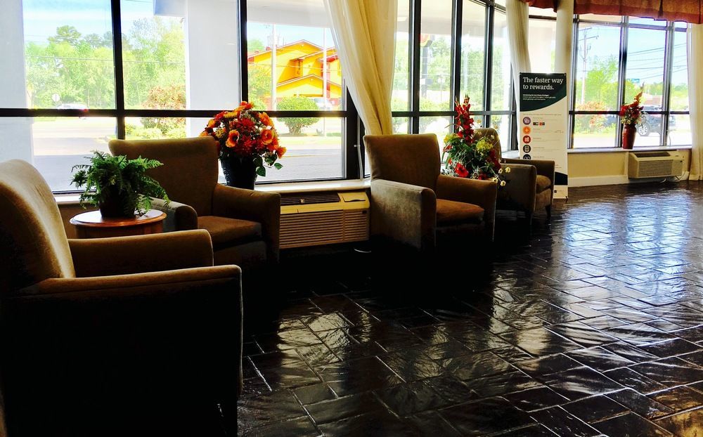 Rodeway Inn Sandston Kültér fotó